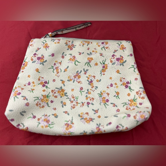 Steve Madden Pink Purse - Picture 16 of 16